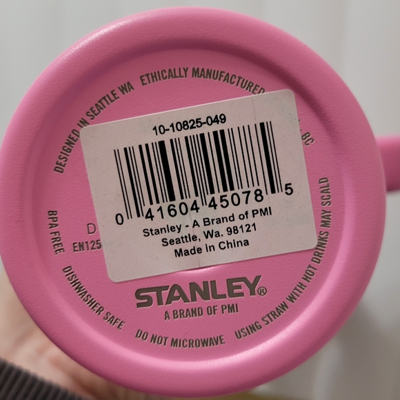Stanley Pink Heart Quencher H2.0 40oz 2024 Valentine's Day Target Tumbler - Picture 8 of 8